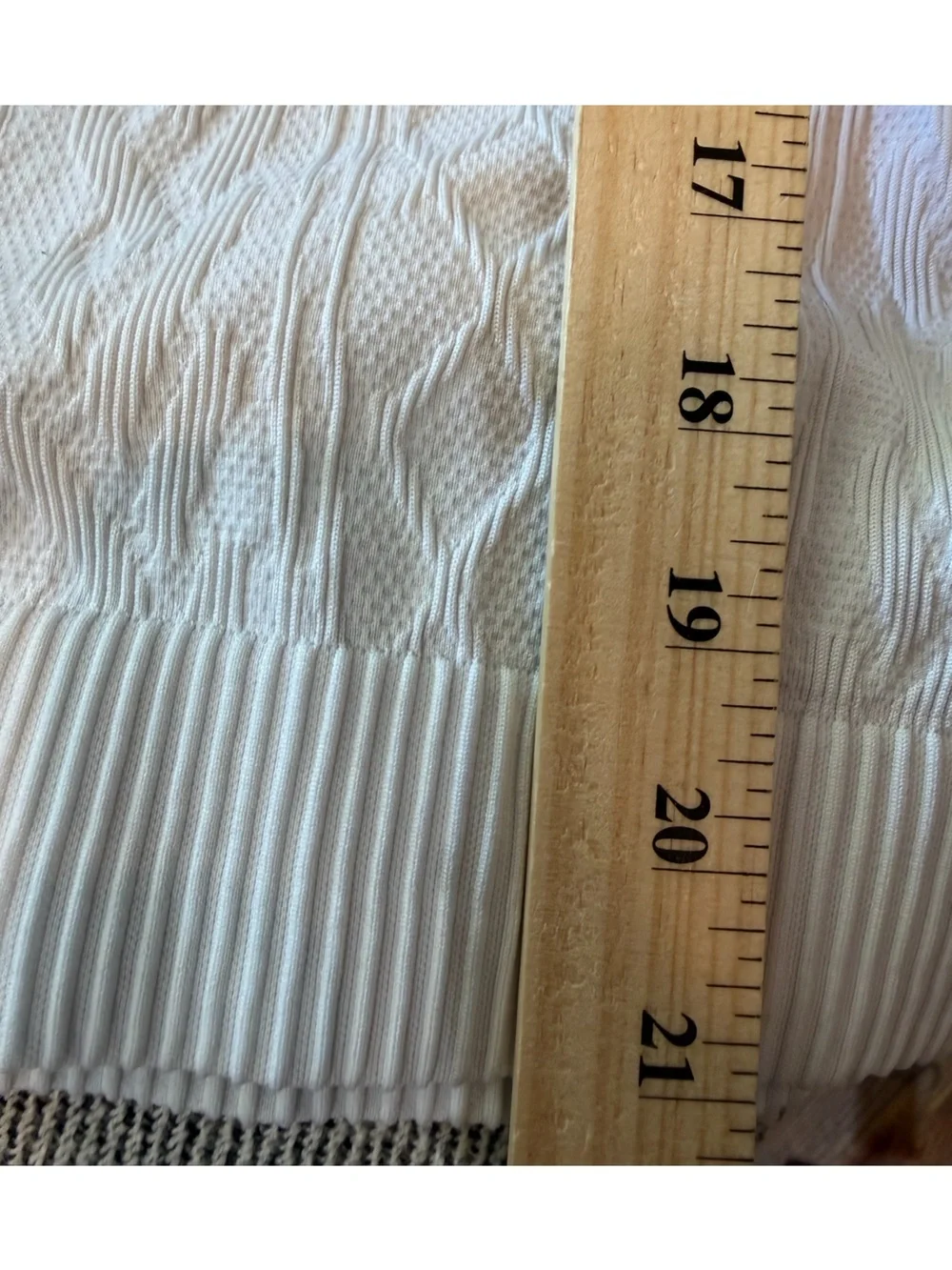 LULULEMON Women's Heathered White Rest Less Hoodie running yoga Size 4